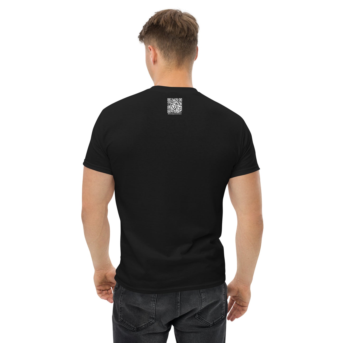 SŪDI BŪS dark t-shirt